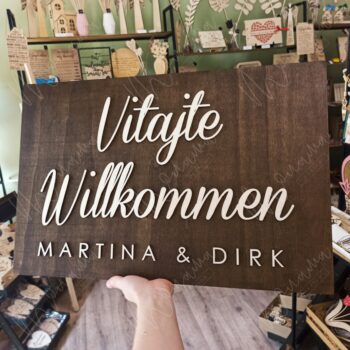 Drevená uvítacia tabuľa "Vitajte na našej svadbe" & "Willkommen" - Image 3
