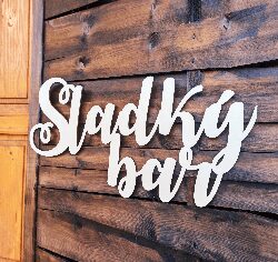 Drevený nápis Sladký bar BARNI