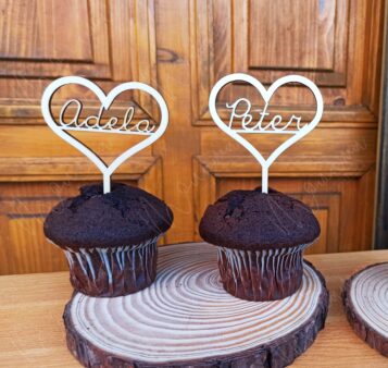 Drevené zápichy s menami JERSY