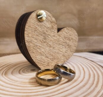 Drevená krabička na obrúčky s machom LUCIE